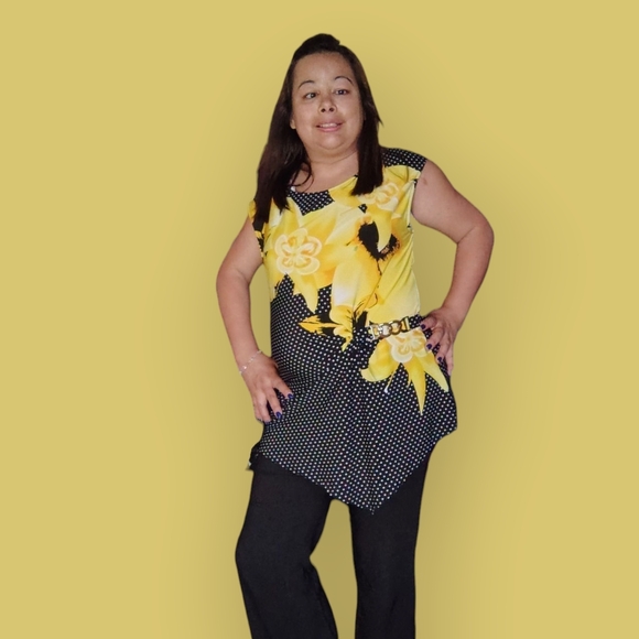 Elegant Yellow Floral Women's Blouse - Picture 5 of 8